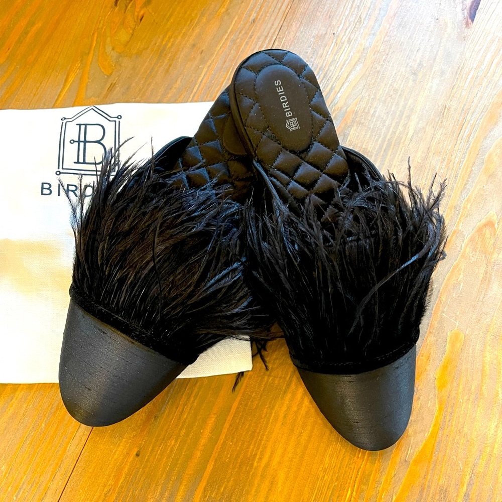 Birdies “The Lovebird” black silk and feather mule. Size 9.5. BRAND NEW